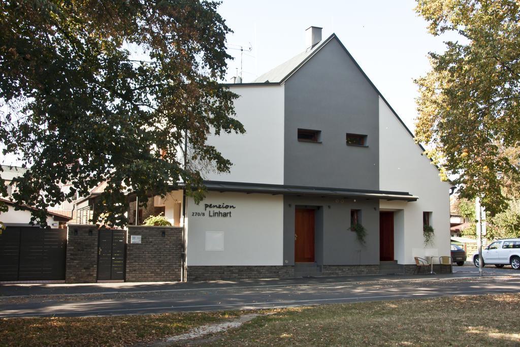 Penzion Linhart Hotel Poděbrady Exterior foto